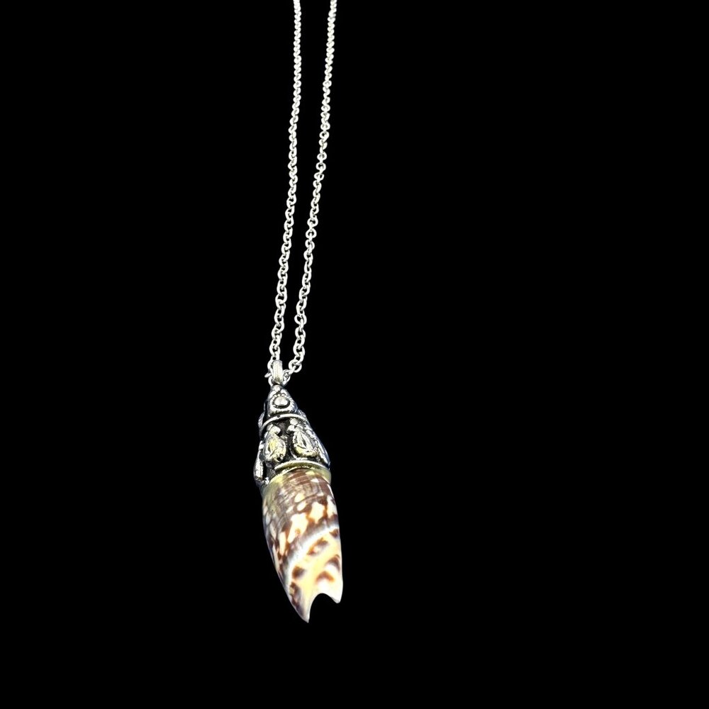 Claire's Shell Fashion Necklace with Silver Tone 28" Adjustable Chain